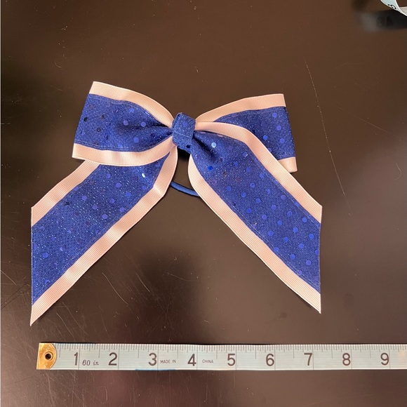 Blue and white cheer bow - Picture 4 of 4